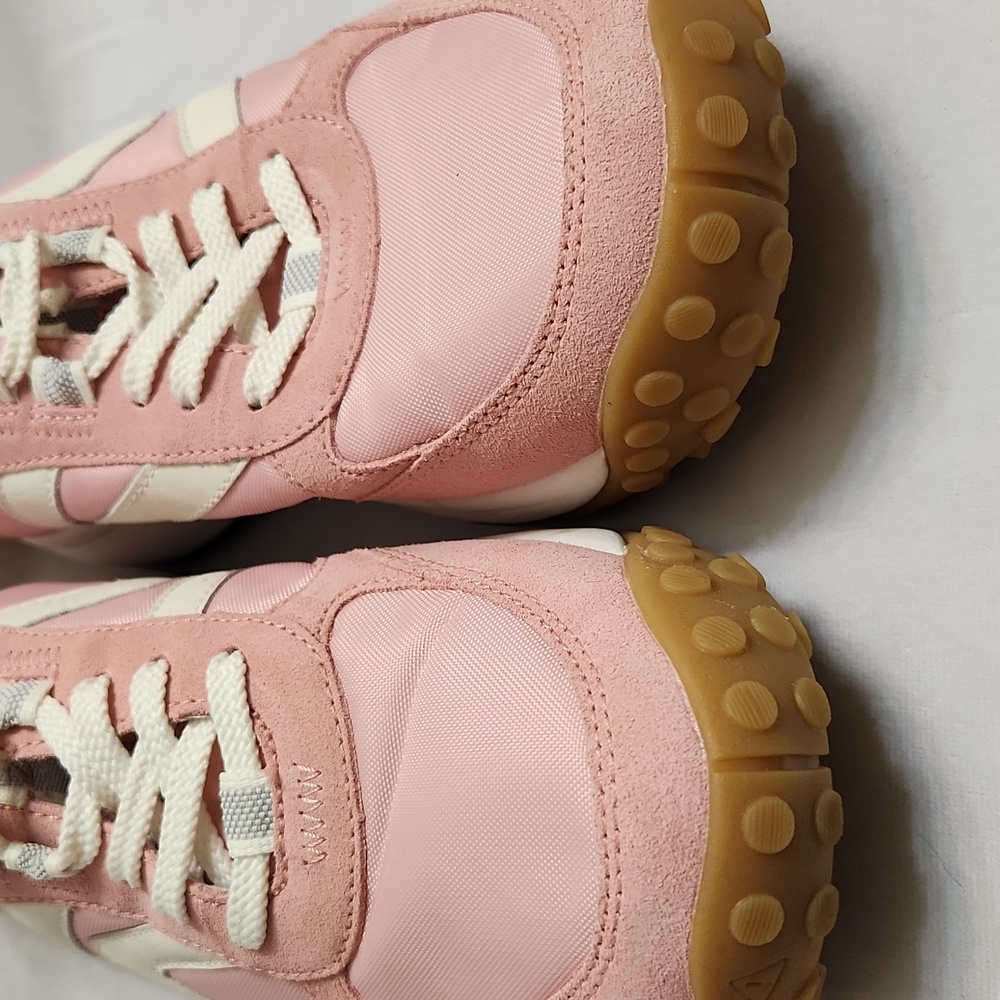 Keen Pink and White Suede Sneakers (W Size 9) - Picture 10 of 16